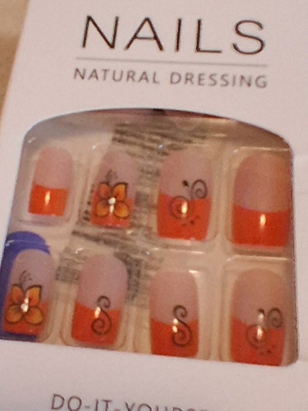 PRESS ON NAIL